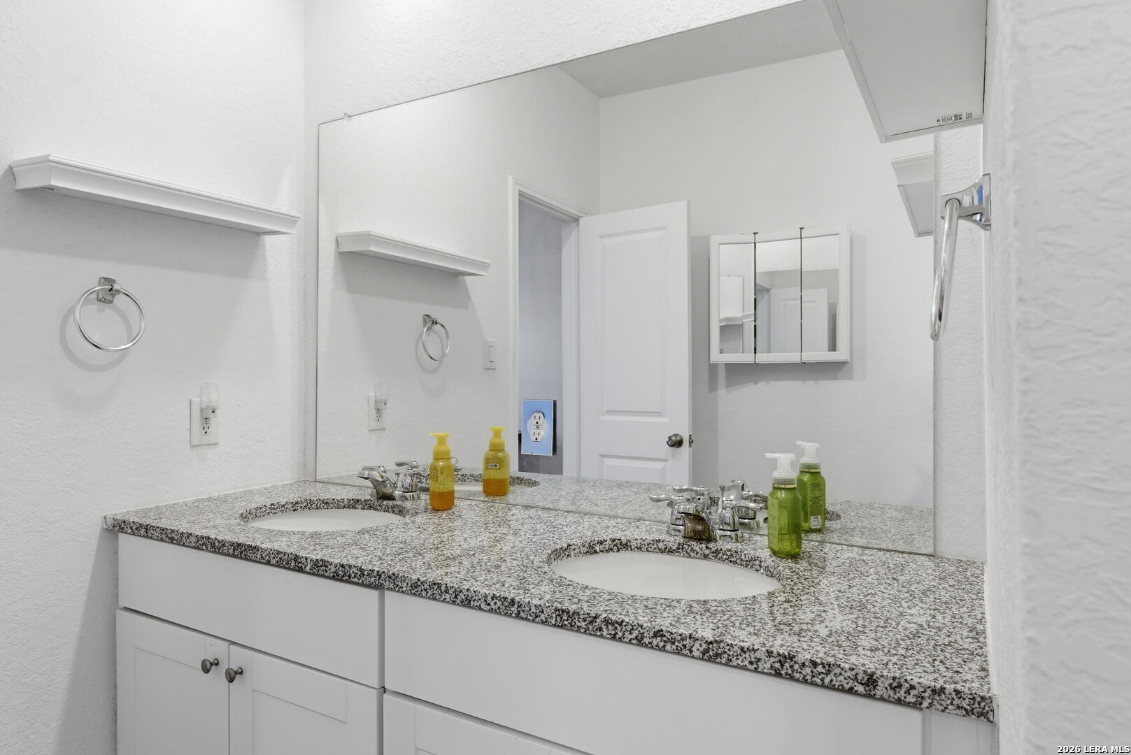 4331 Southton Loch San Antonio TX 78223
