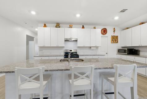 4331 Southton Loch San Antonio TX 78223