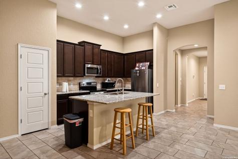 8311 Prickly Oak San Antonio TX 78223