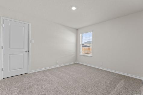 632 Sumpter Banks Cibolo TX 78108