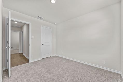 632 Sumpter Banks Cibolo TX 78108