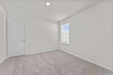 632 Sumpter Banks Cibolo TX 78108