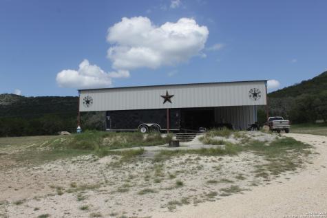 276 Fm 2748 Concan TX 78838