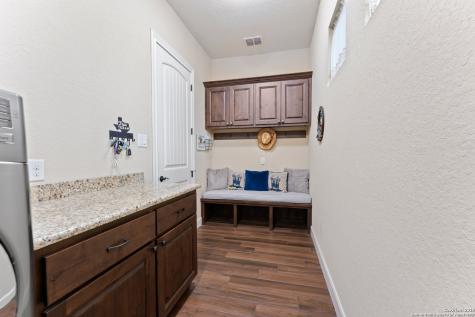 228 Lucky Ridge Bandera TX 78003