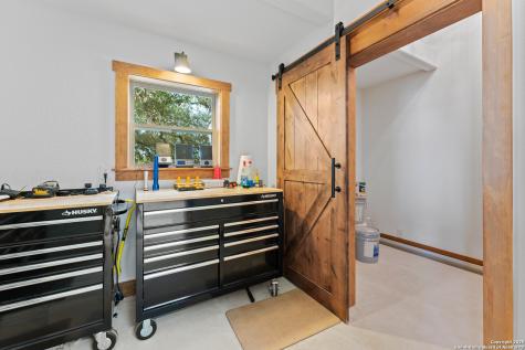 228 Lucky Ridge Bandera TX 78003