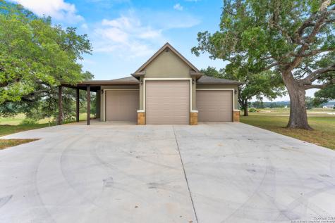228 Lucky Ridge Bandera TX 78003
