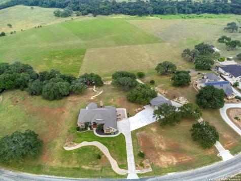 228 Lucky Ridge Bandera TX 78003
