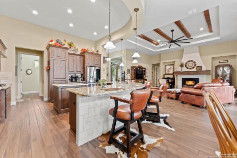 228 Lucky Ridge Bandera TX 78003
