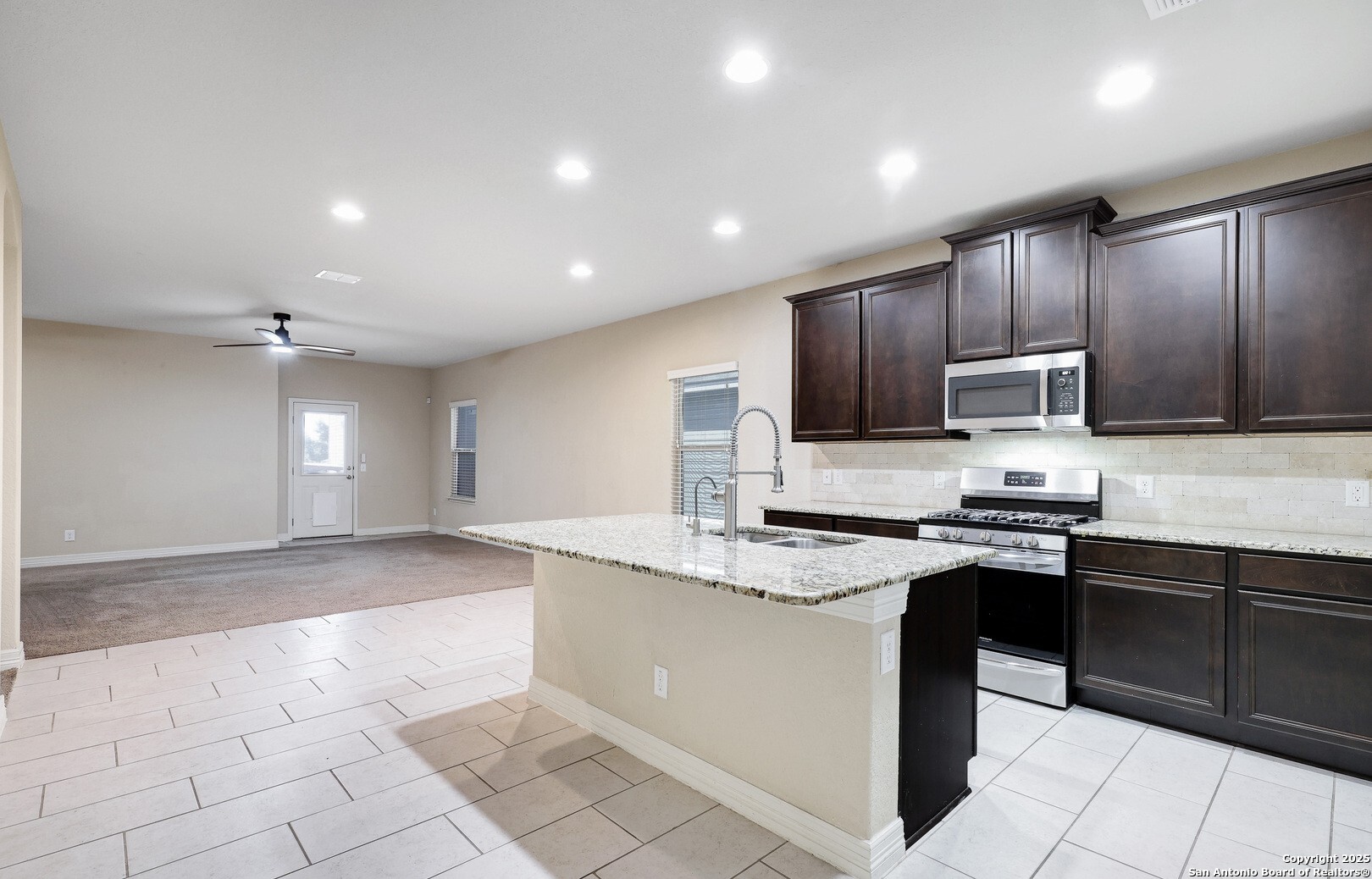 9615 Rousseau San Antonio TX 78245