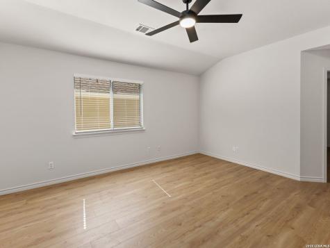 834 Magnolia Mist San Antonio TX 78216