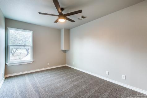 20784 Bluehill Pass Helotes TX 78023