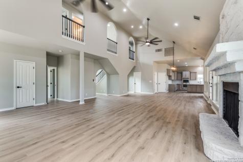 20784 Bluehill Pass Helotes TX 78023