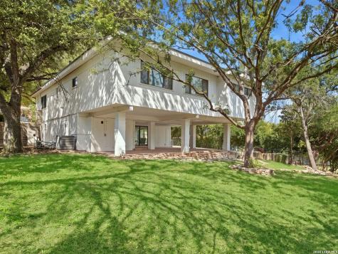 568 W Quill Drive San Antonio TX 78228