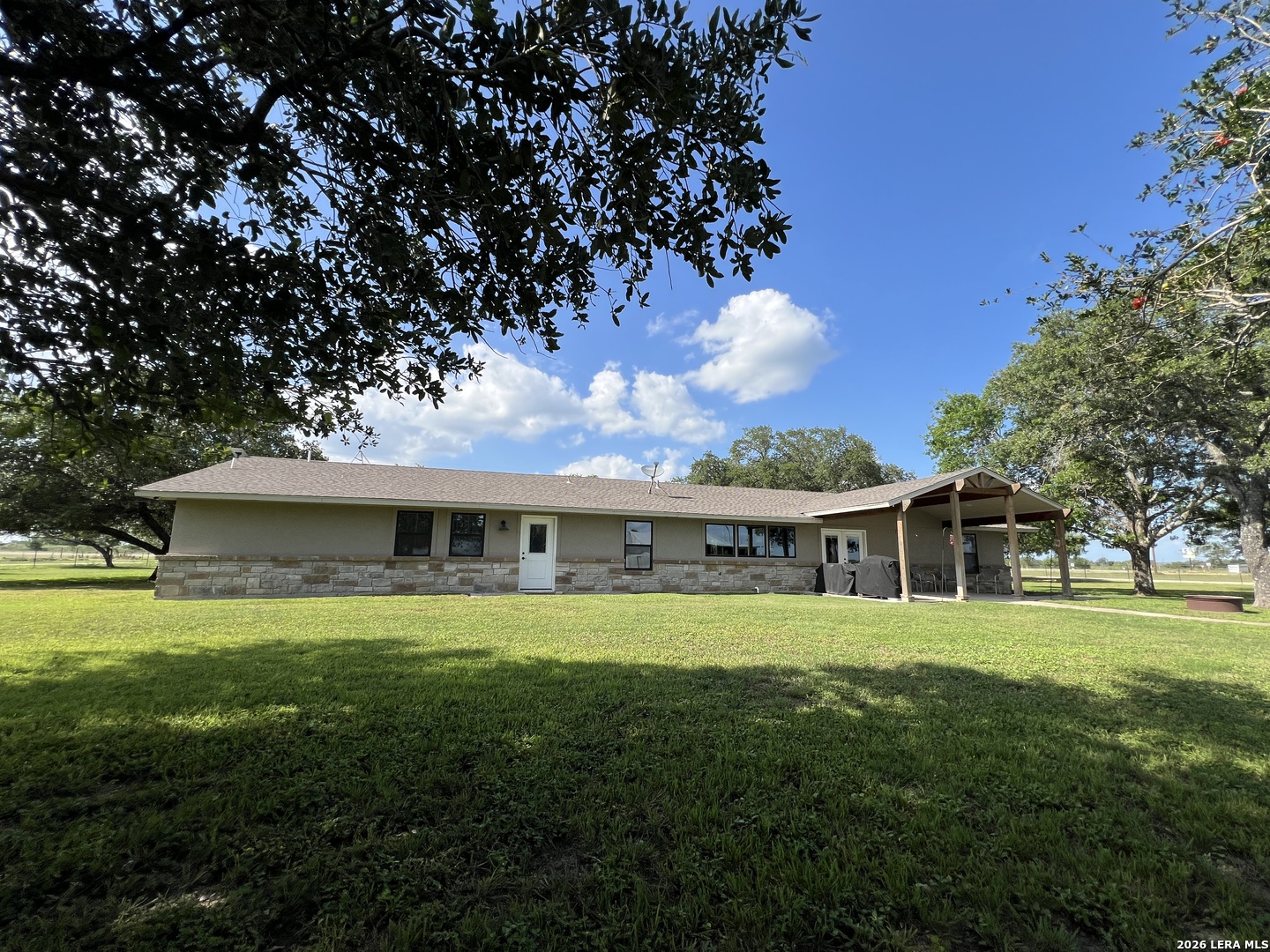 1797 W Us Highway 90 East Hondo TX 78861