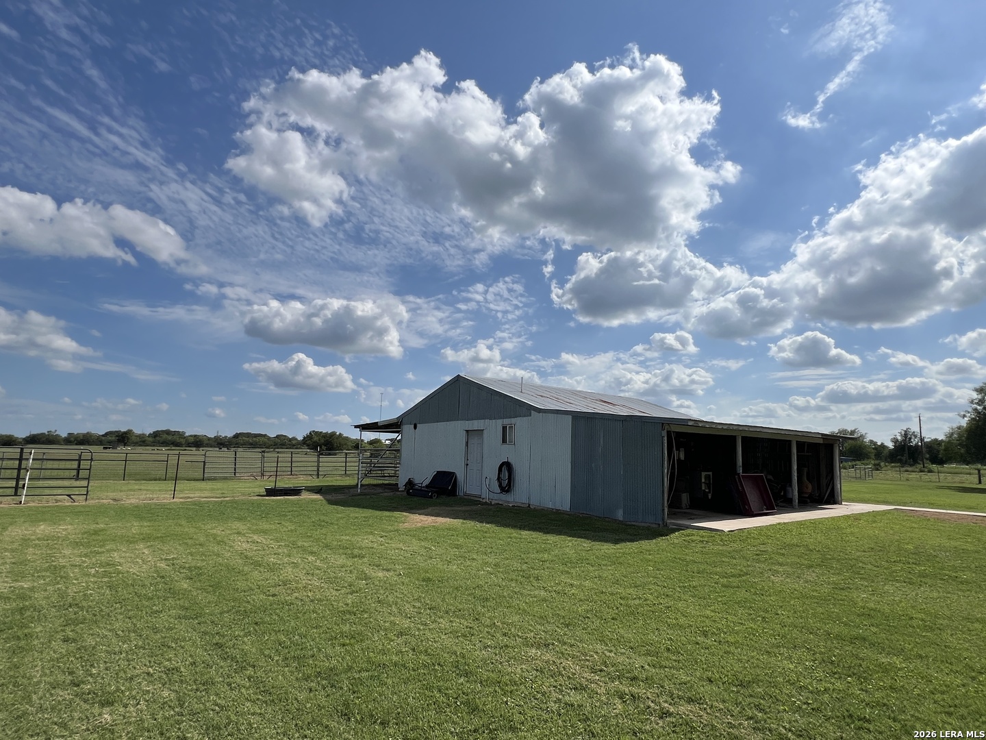 1797 W Us Highway 90 East Hondo TX 78861