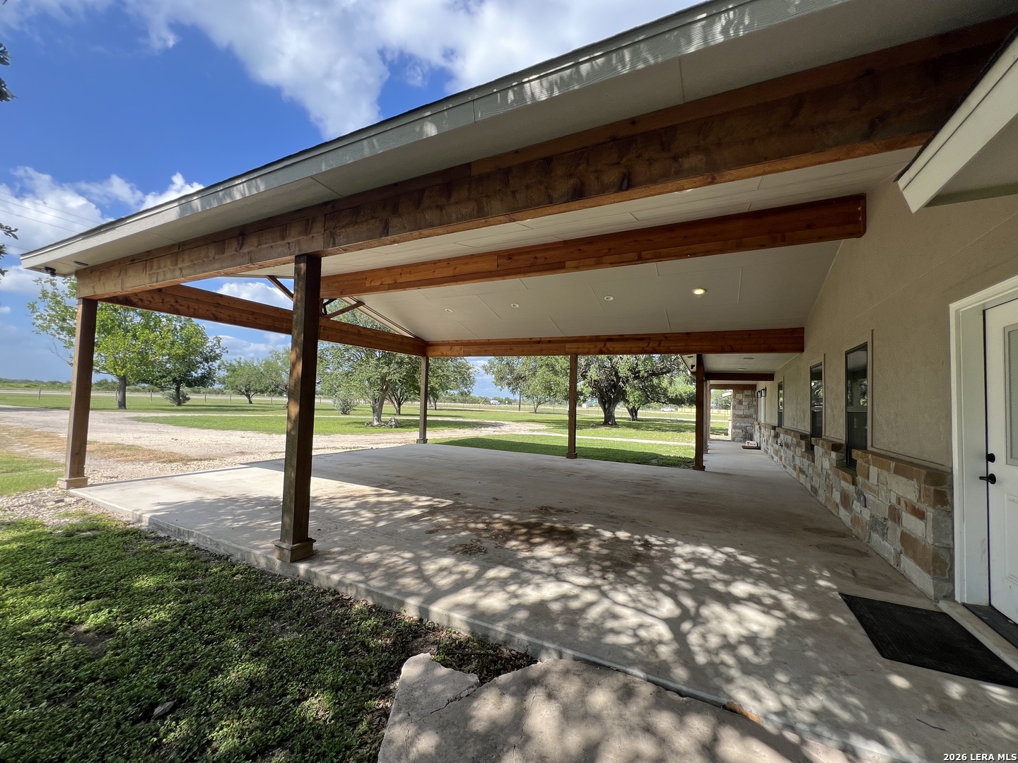 1797 W Us Highway 90 East Hondo TX 78861