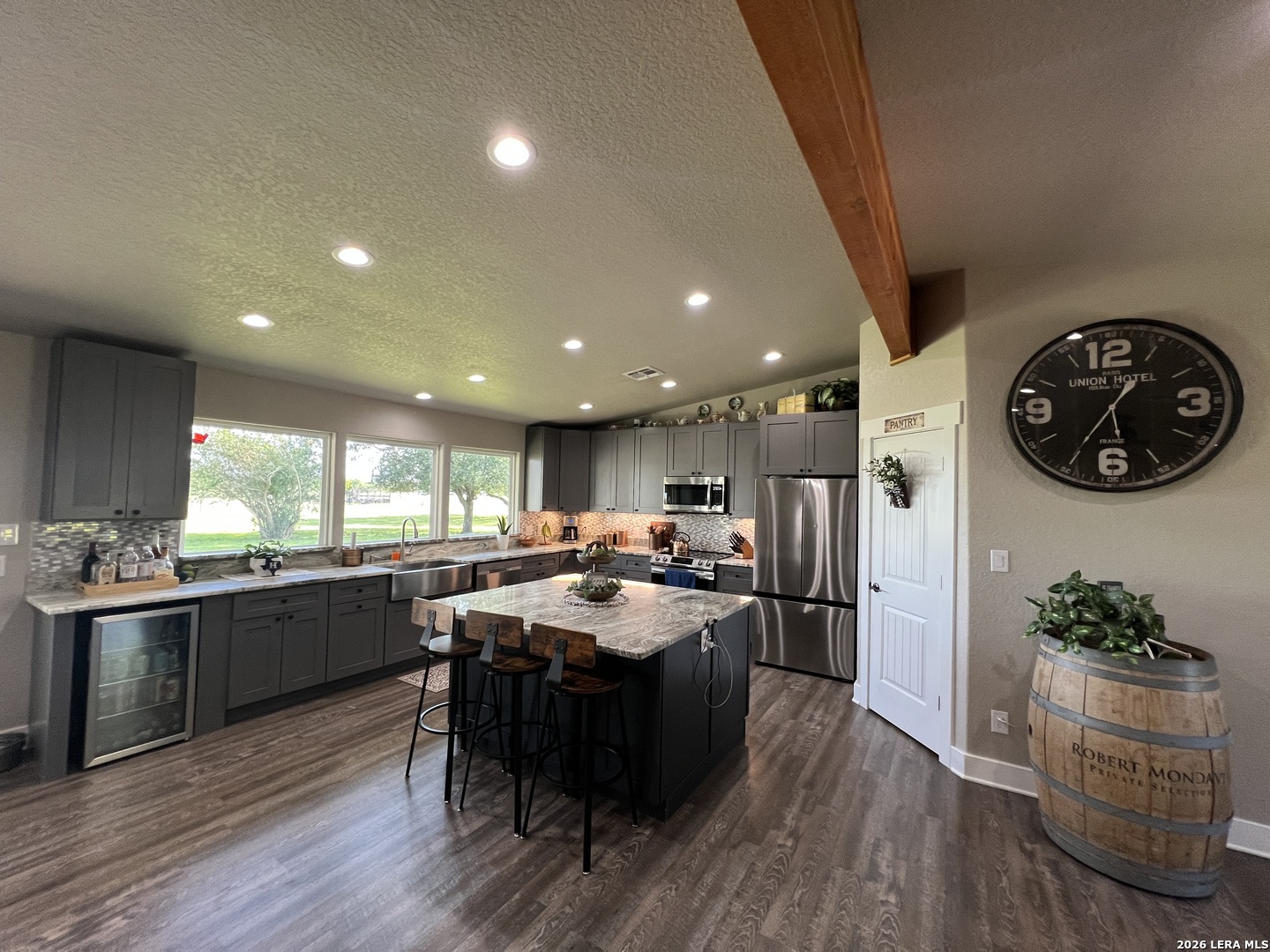 1797 W Us Highway 90 East Hondo TX 78861