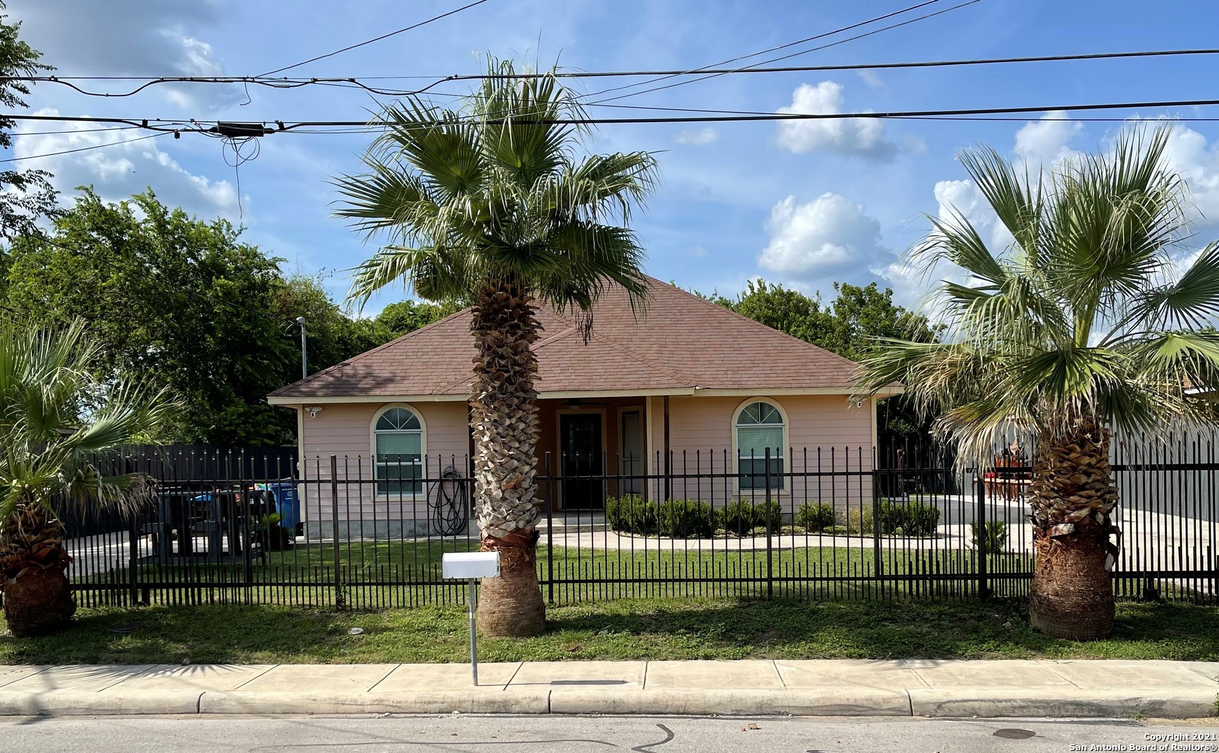 341 Azucena Street San Antonio TX 78237