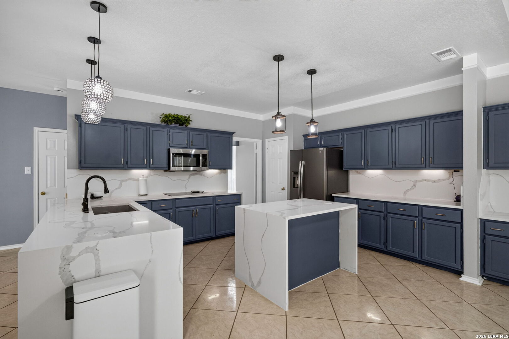 6207 Spring Valley San Antonio TX 78247