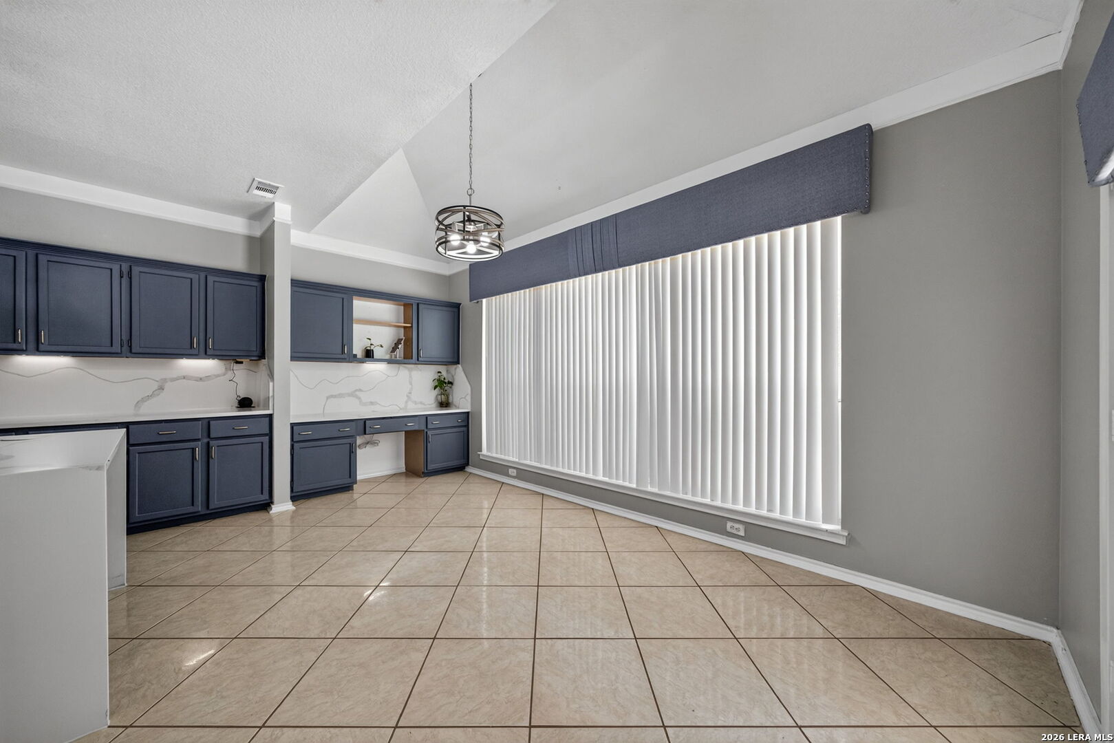 6207 Spring Valley San Antonio TX 78247