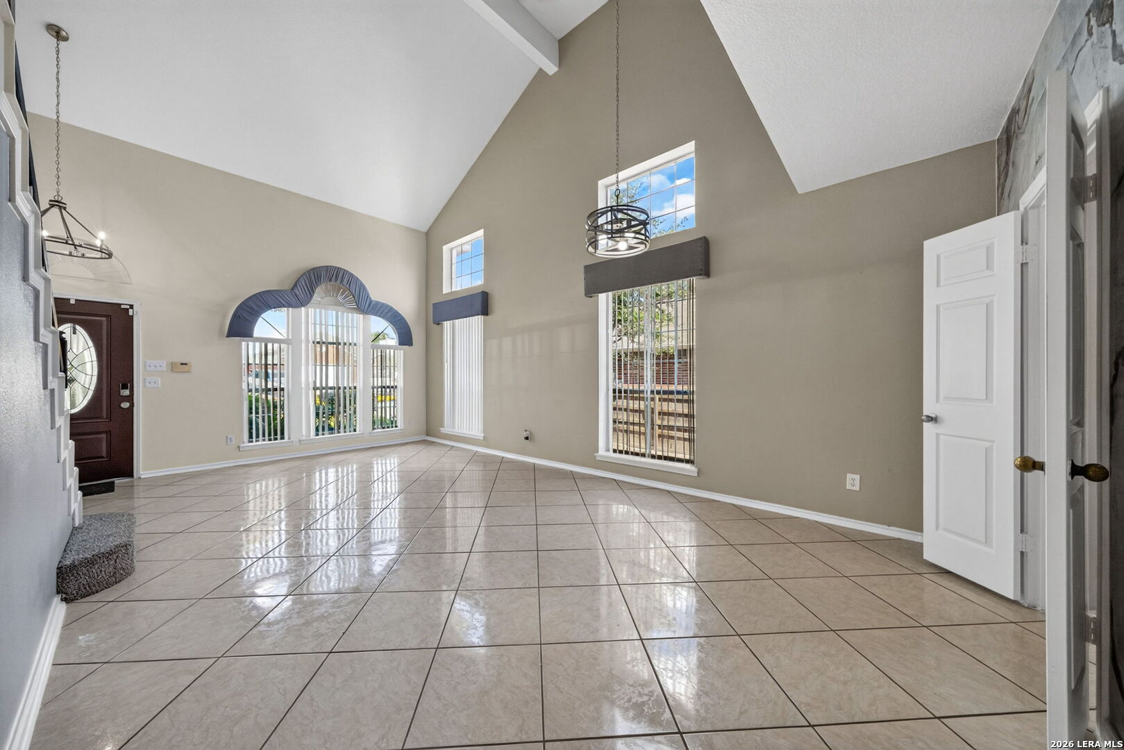 6207 Spring Valley San Antonio TX 78247
