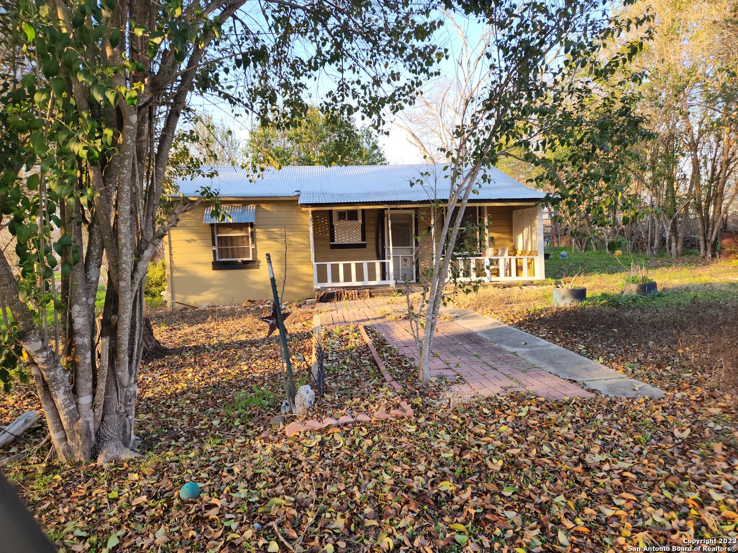 202 Cottage Street Seguin TX 78155