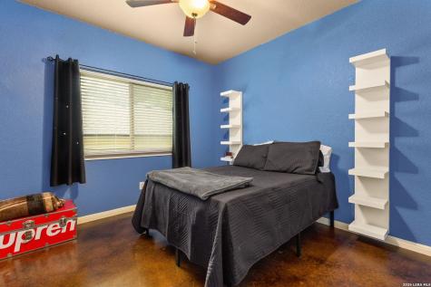 820 Mission Hills New Braunfels TX 78130