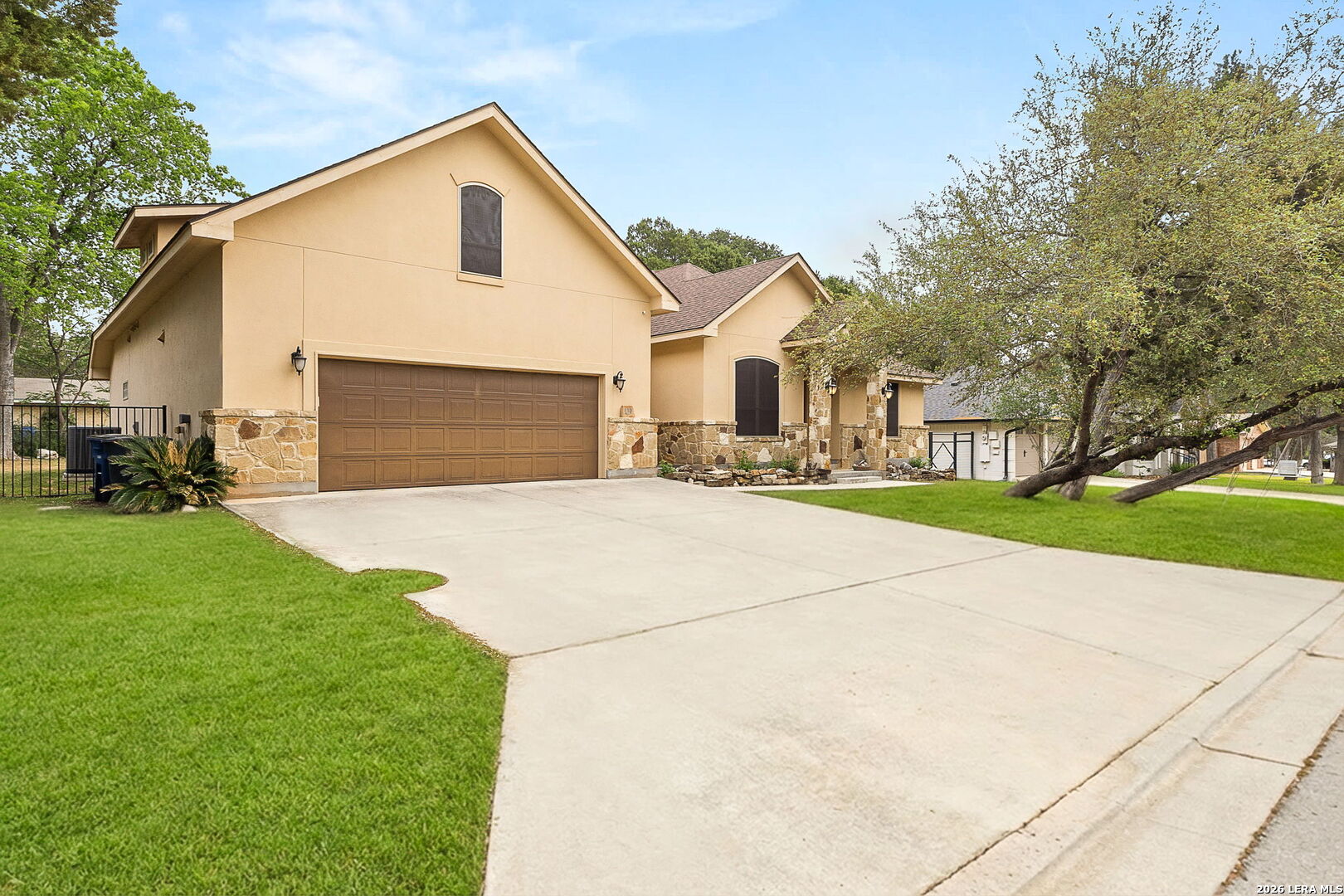 820 Mission Hills New Braunfels TX 78130
