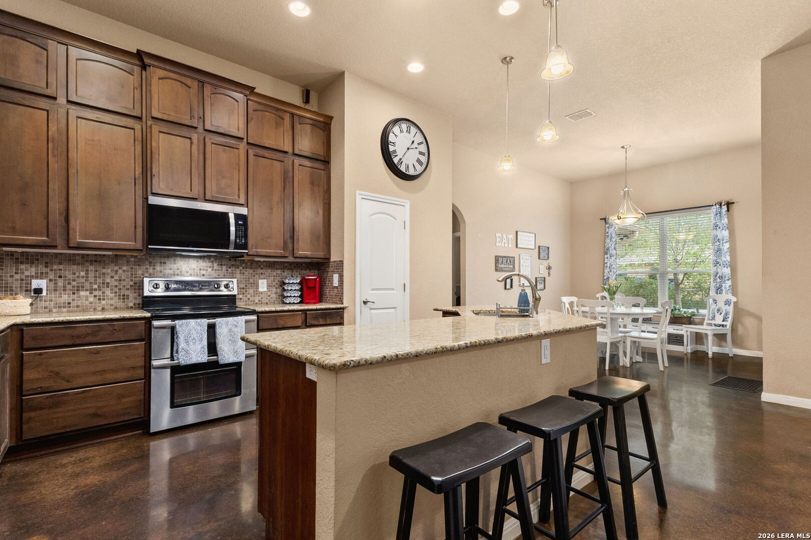 820 Mission Hills New Braunfels TX 78130