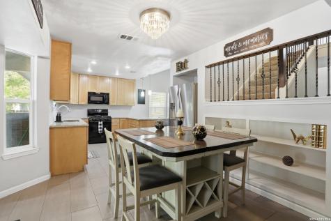 12302 Capeswood San Antonio TX 78249