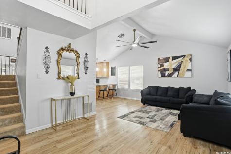 12302 Capeswood San Antonio TX 78249