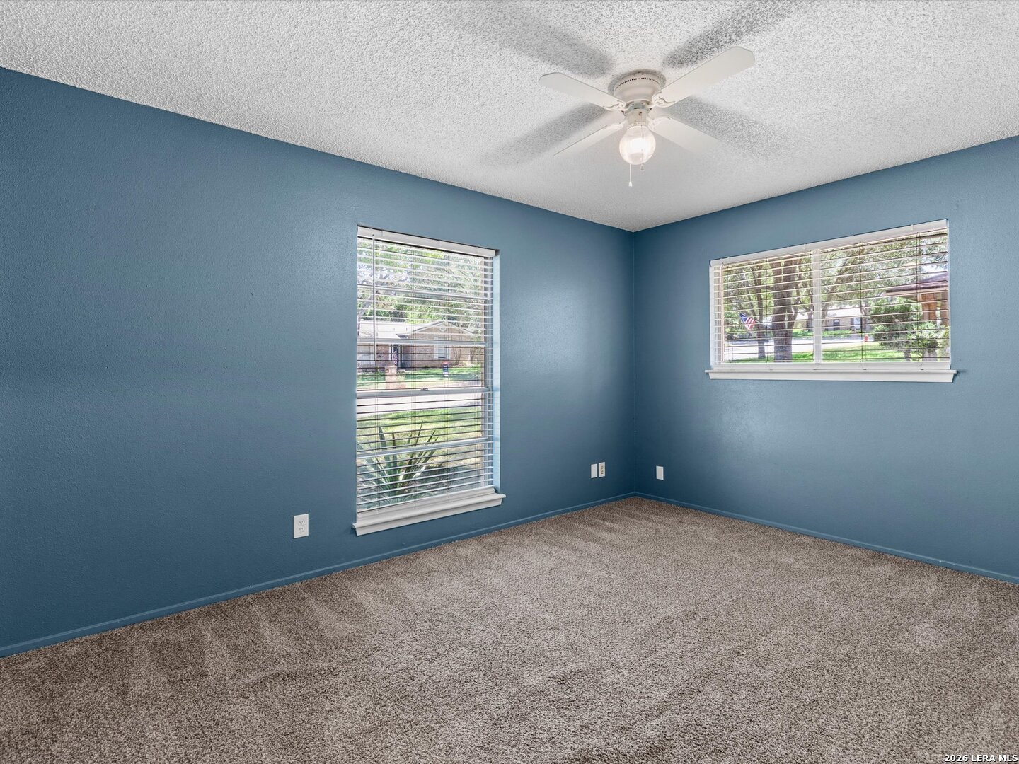 102 Mossridge Universal City TX 78148