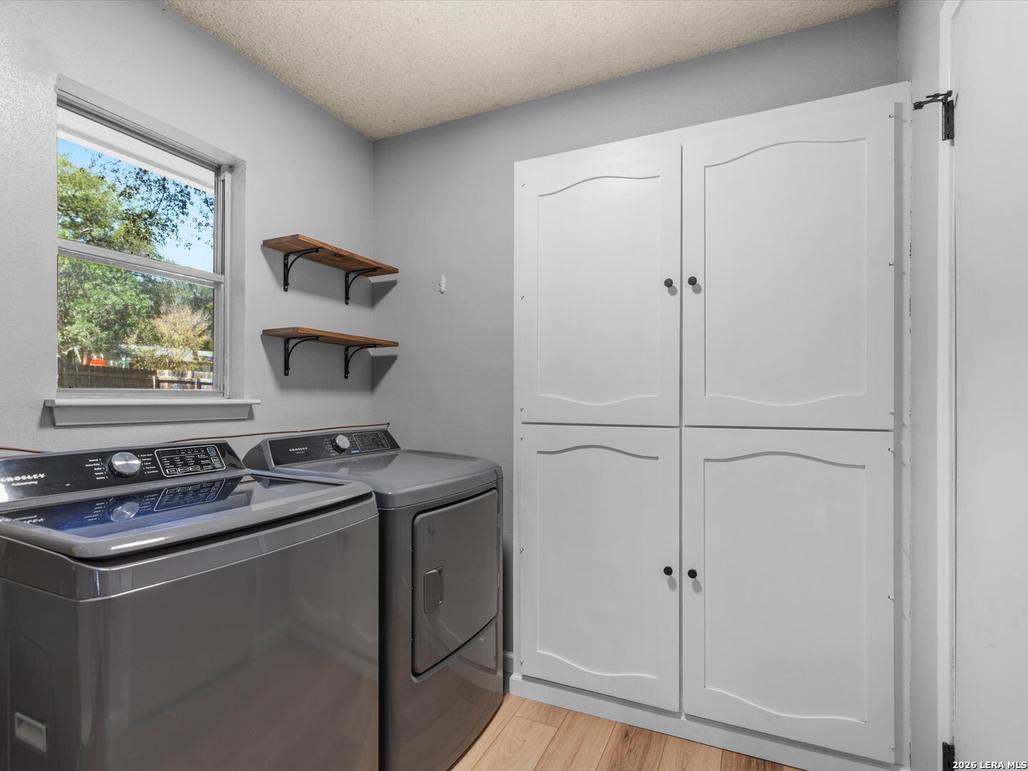 102 Mossridge Universal City TX 78148