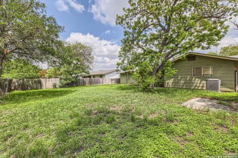 9438 Stones River San Antonio TX 78245