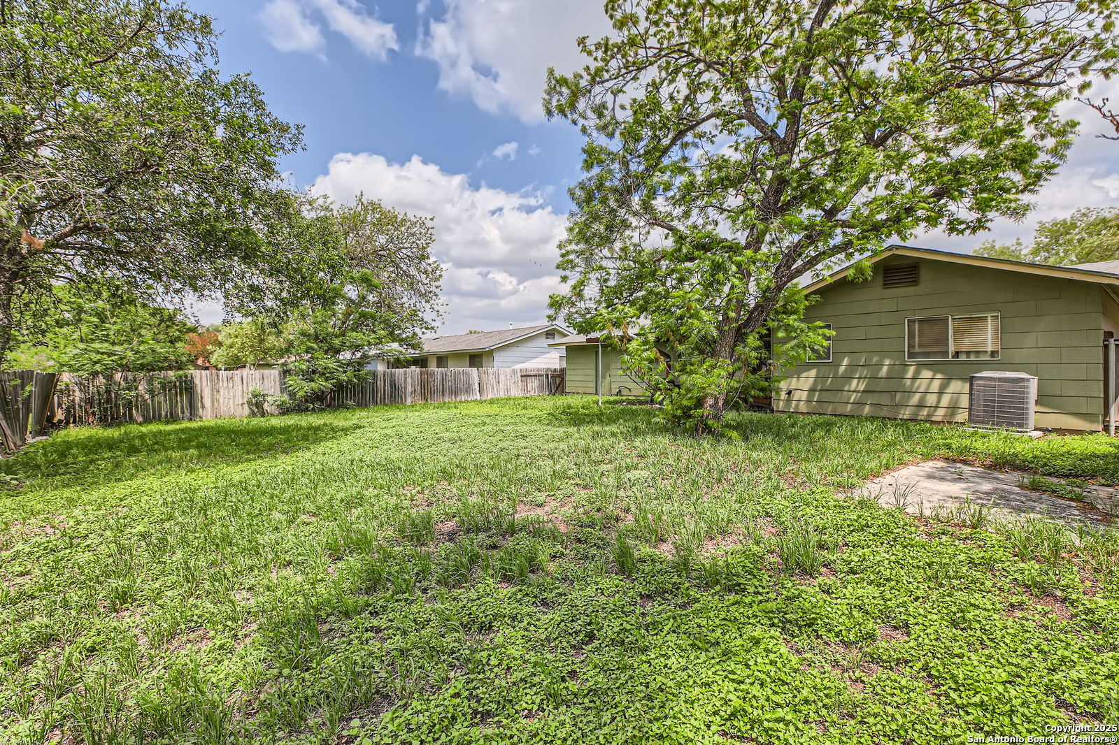 9438 Stones River San Antonio TX 78245