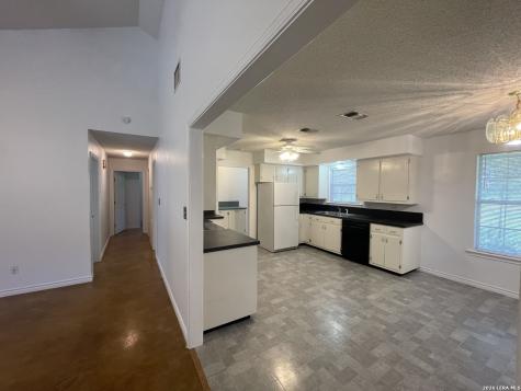 1640 Lonesome Canyon Lake TX 78133