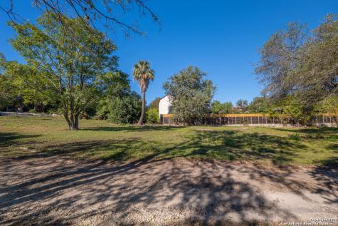 529 Geneseo Terrell Hills TX 78209