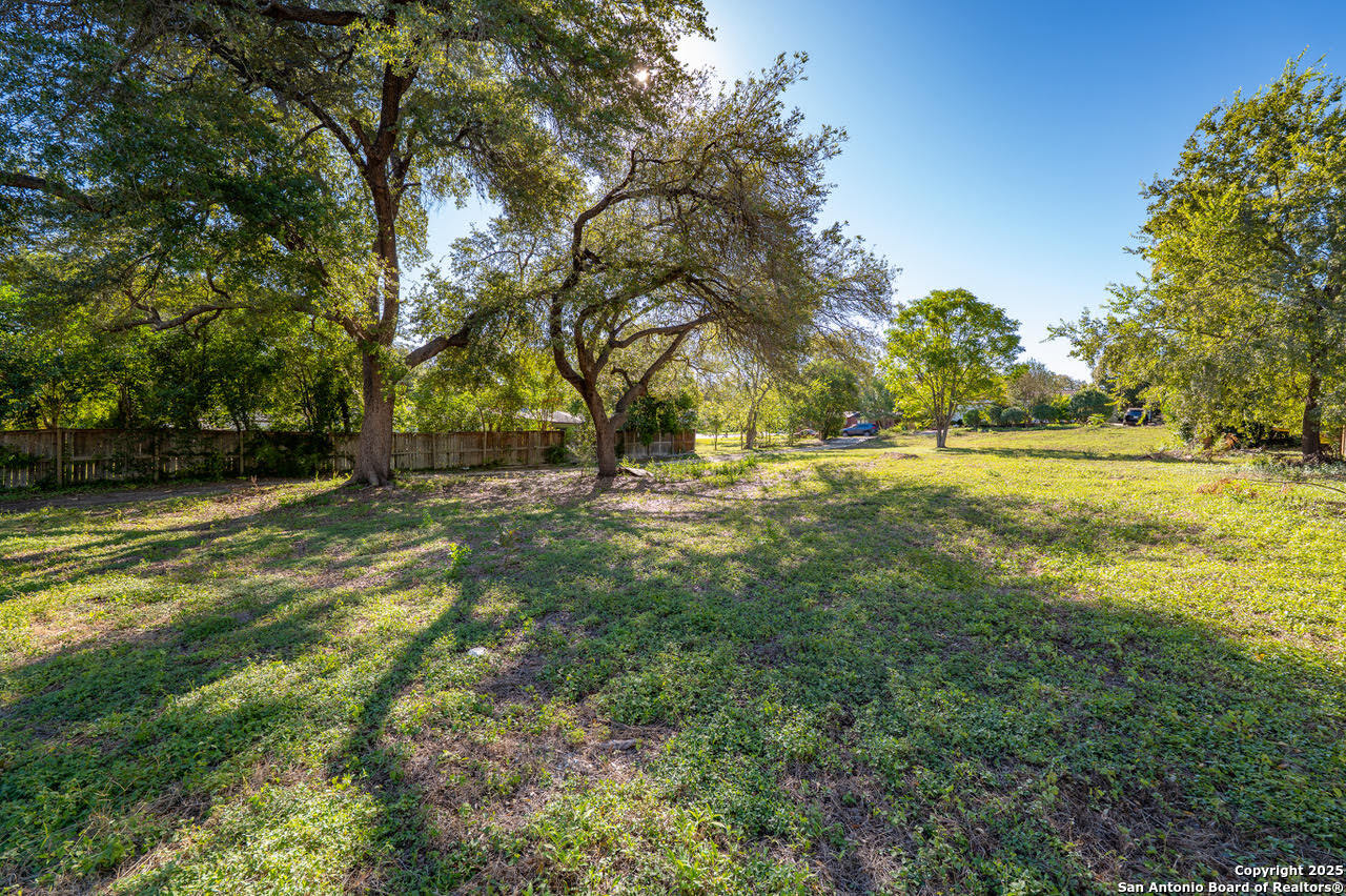 529 Geneseo Terrell Hills TX 78209
