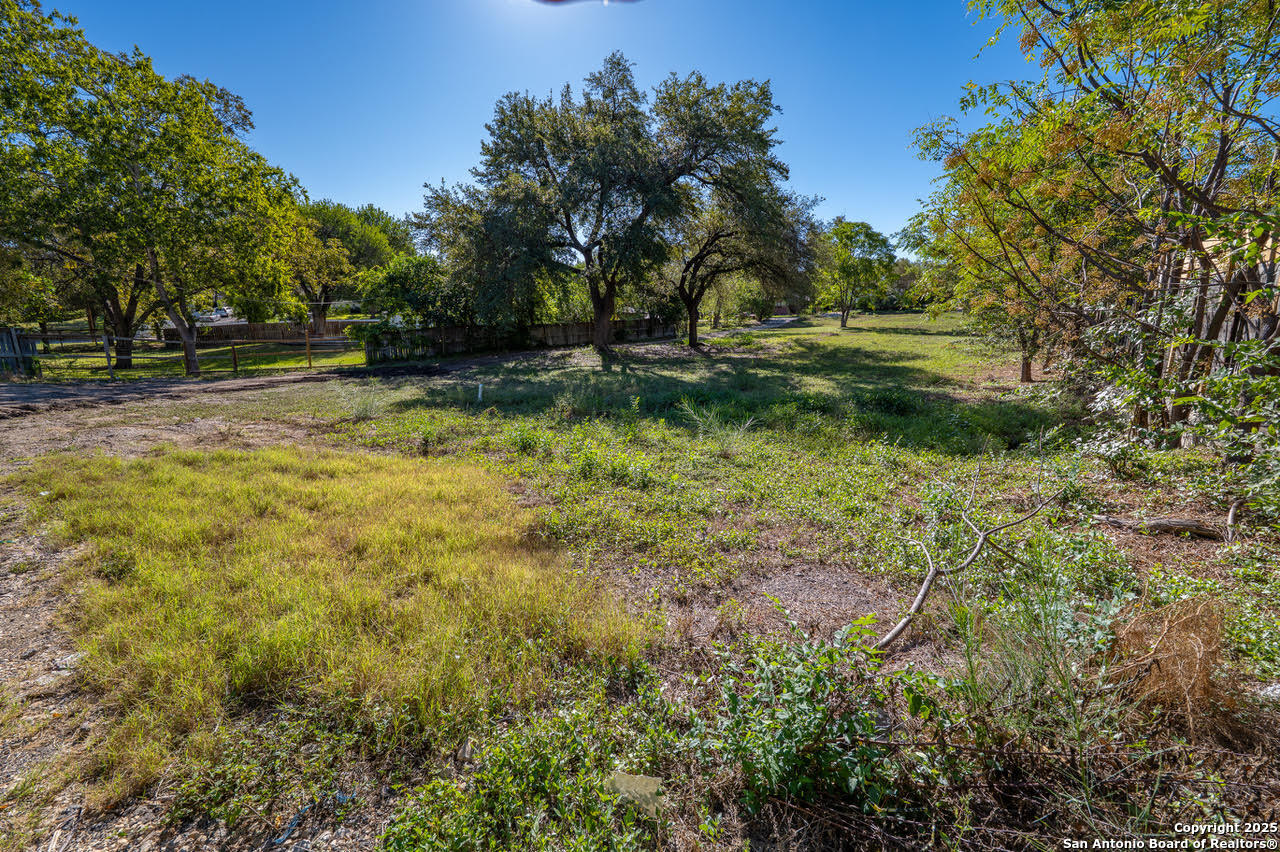 529 Geneseo Terrell Hills TX 78209