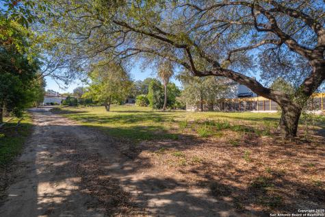 529 Geneseo Terrell Hills TX 78209