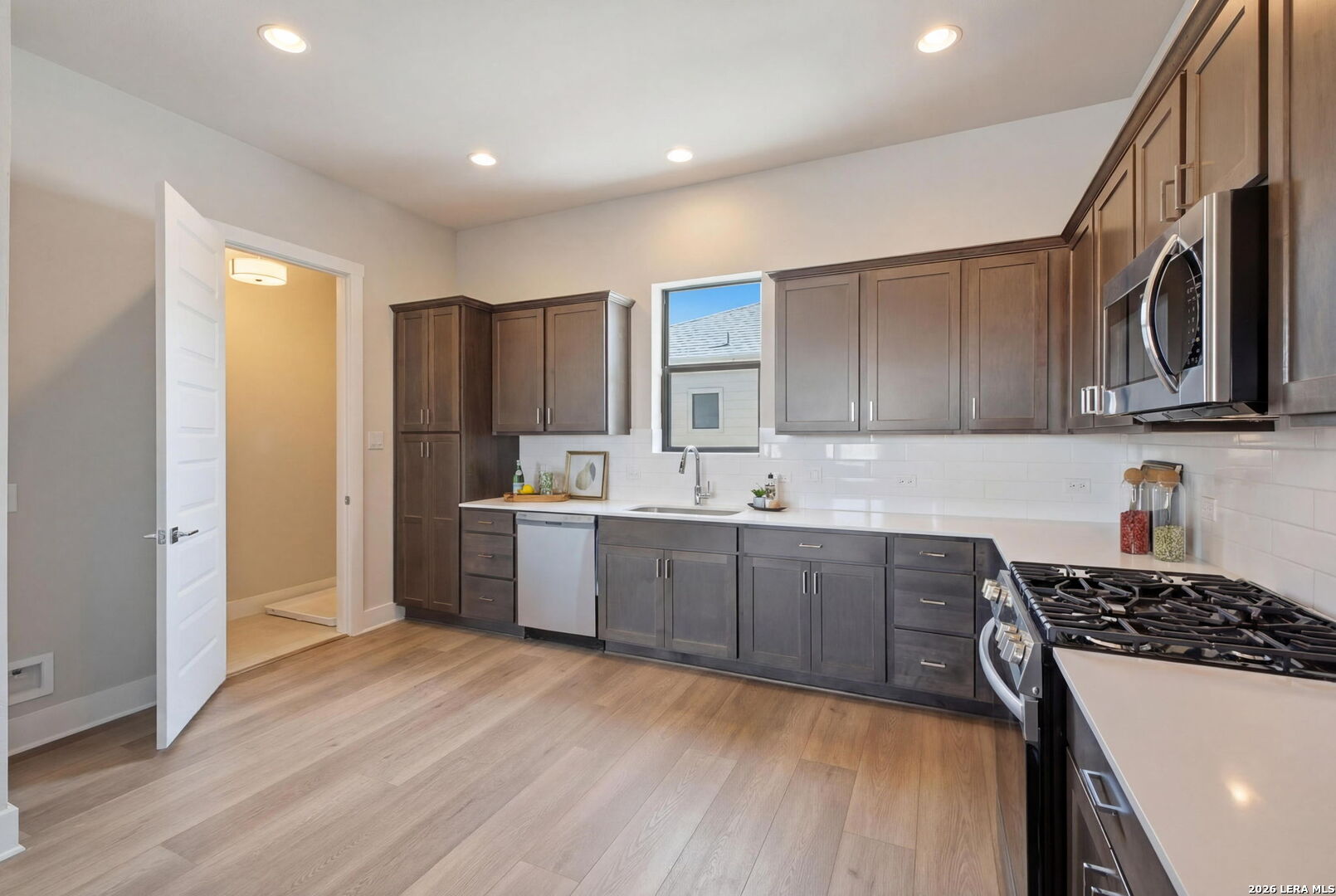 7924 Kennedy Hill San Antonio TX 78235