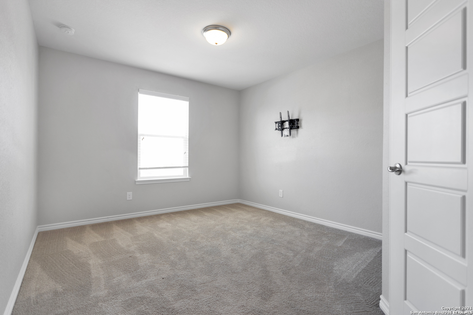 1302 Hummingbird San Antonio TX 78245