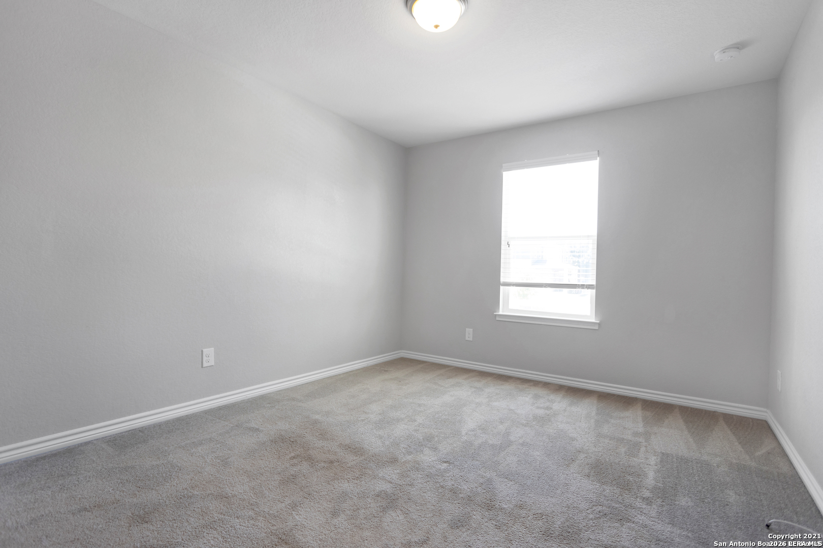 1302 Hummingbird San Antonio TX 78245