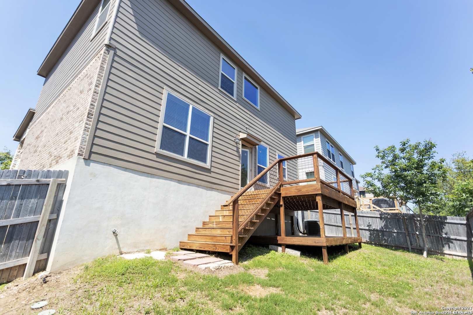 1302 Hummingbird San Antonio TX 78245