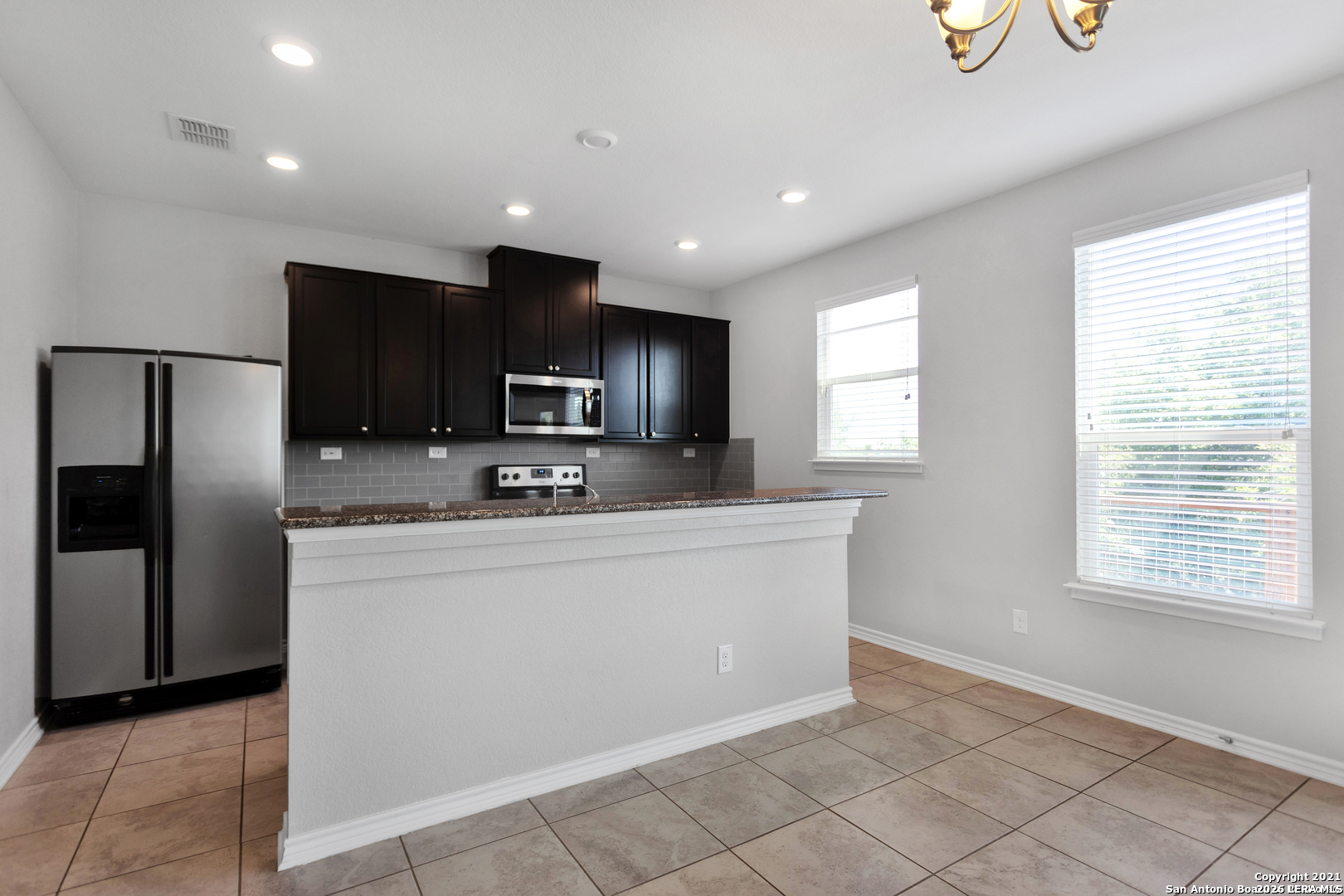 1302 Hummingbird San Antonio TX 78245