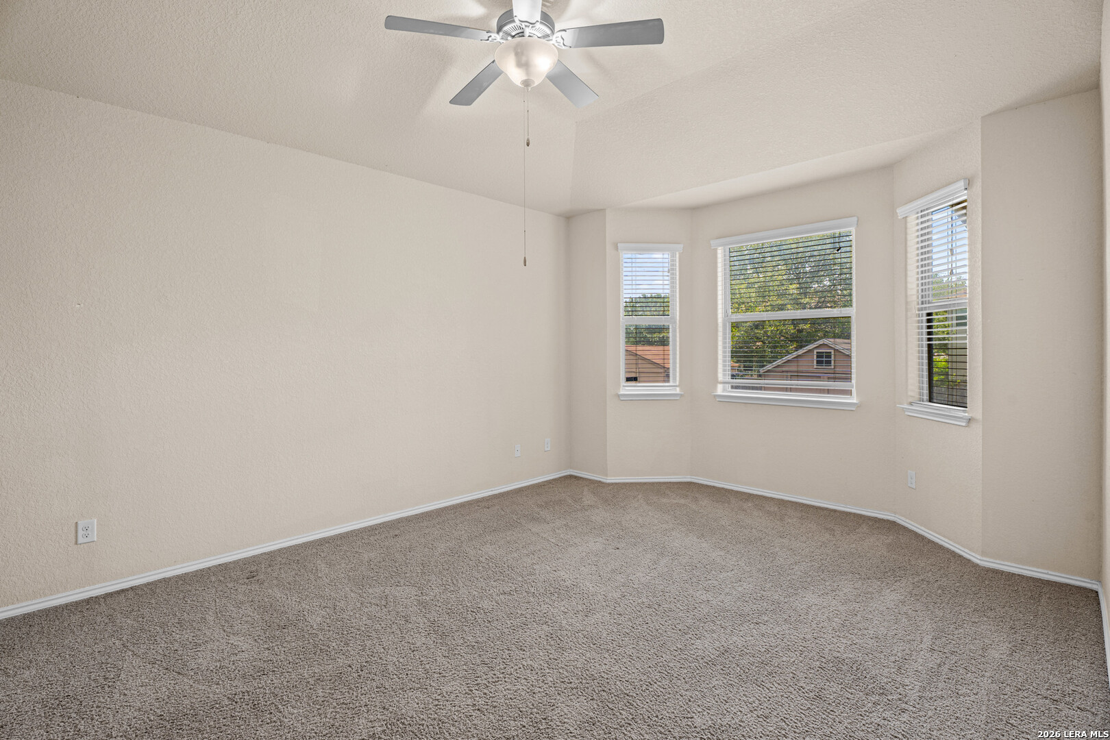 129 Enchanted View Cibolo TX 78108