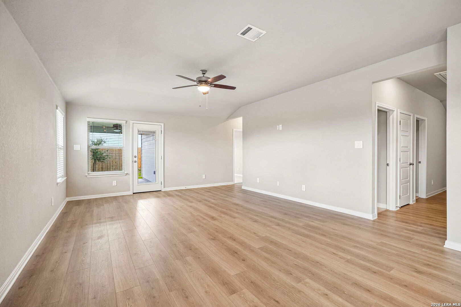 216 Barton Point Cibolo TX 78108