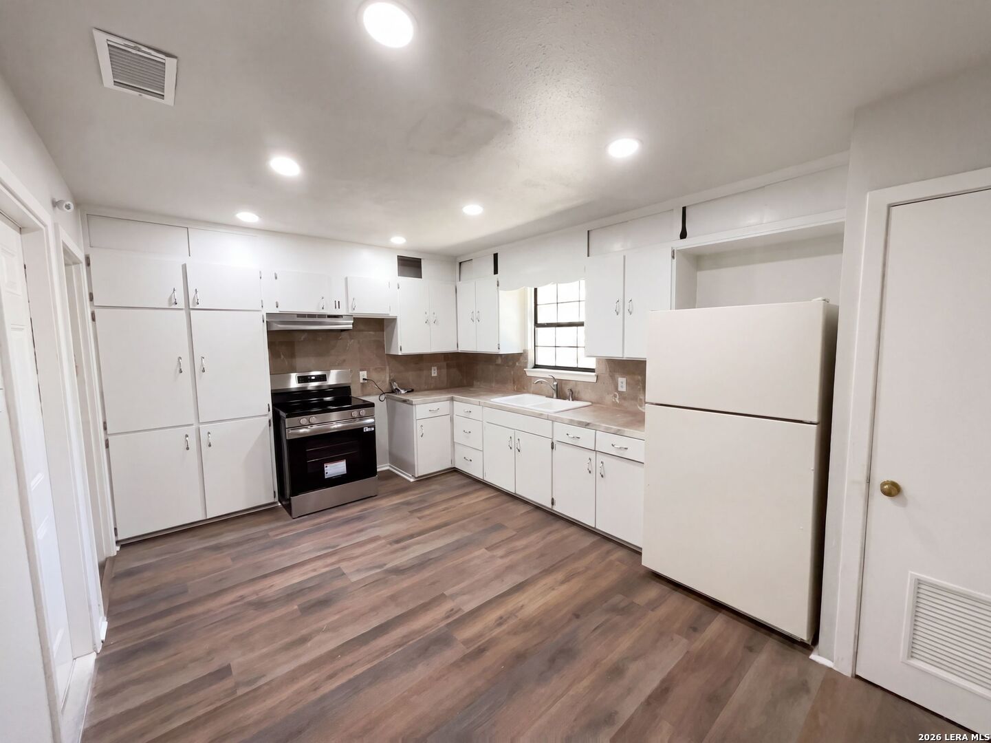 222 Colebrook Drive San Antonio TX 78228