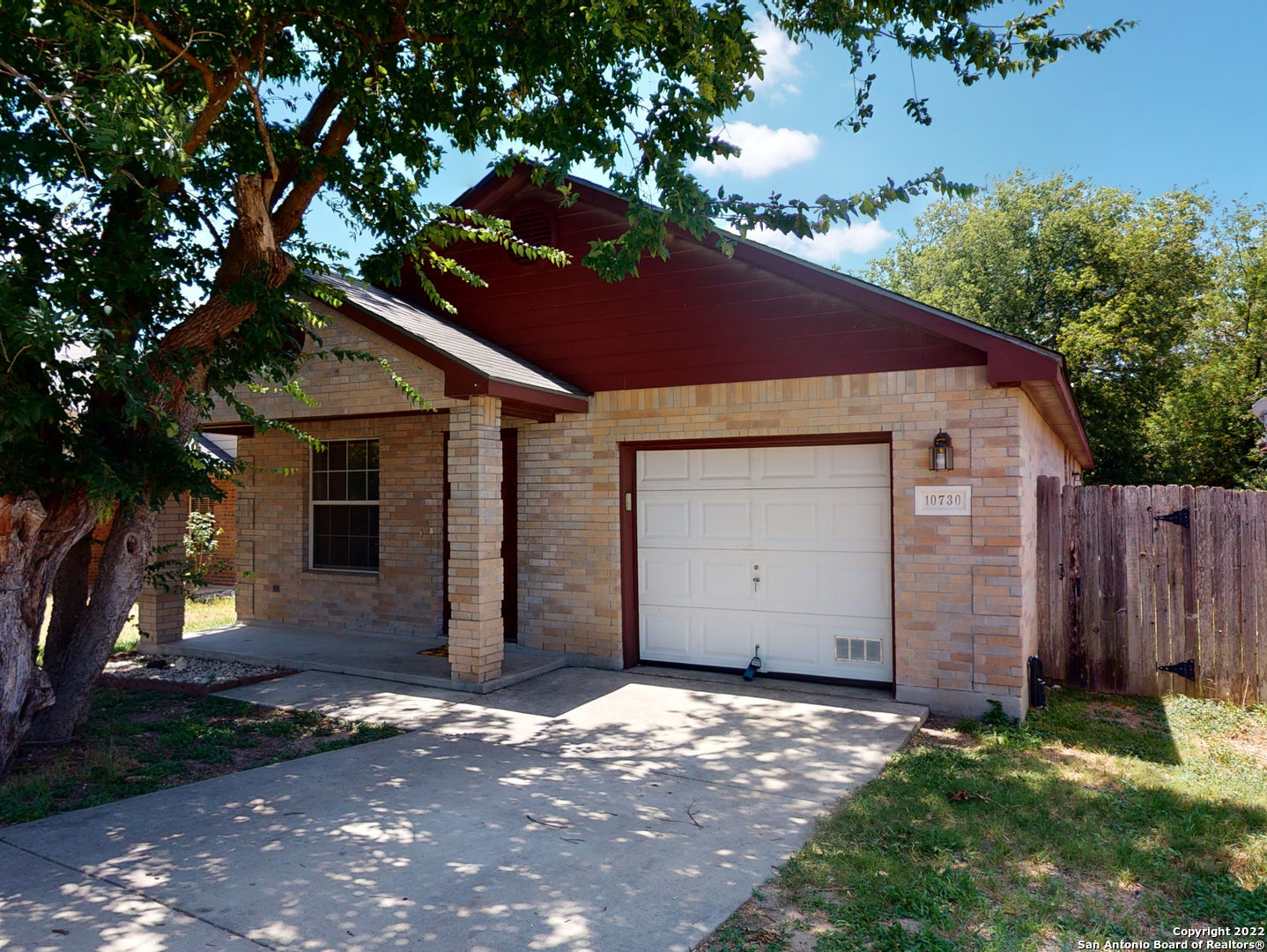 10730 Shaencrossing San Antonio TX 78254