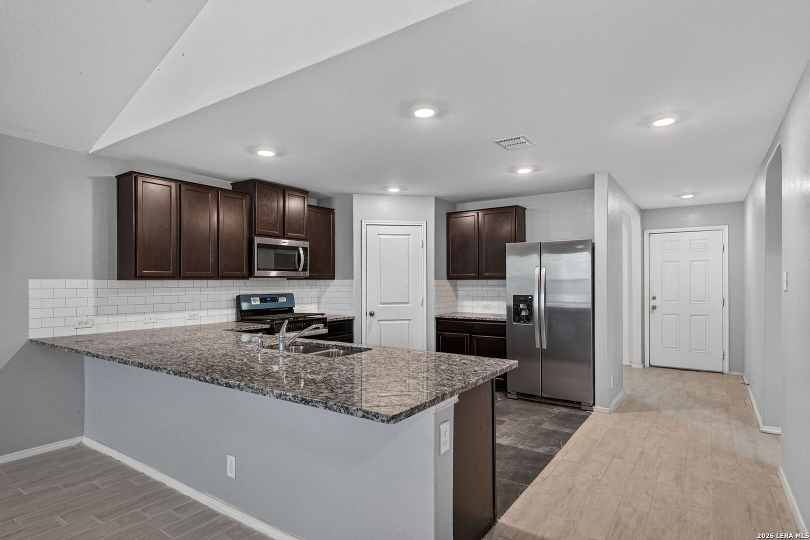 8167 Falcon Meadow Converse TX 78109